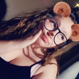 Meet your Posher, Lyssa